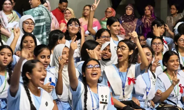 এইচএসসি ও সমমান পরীক্ষা জিপিএ-৫ পেয়েছেন ৪০ হাজার ৮৪ জন